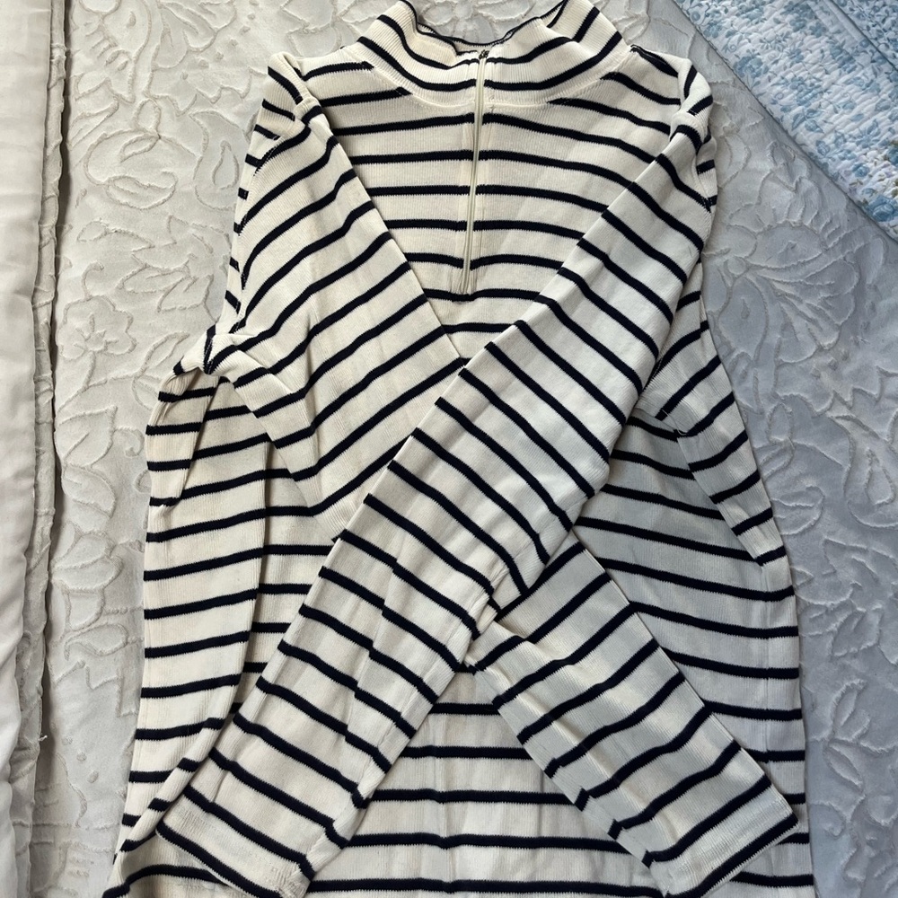 LL Bean pullover